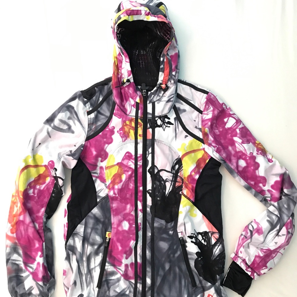 🦄🦄rare Lululemon Unicorn Tears downtime jacket